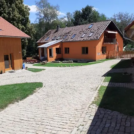 Kypruv Mlyn Séjour à la ferme *
