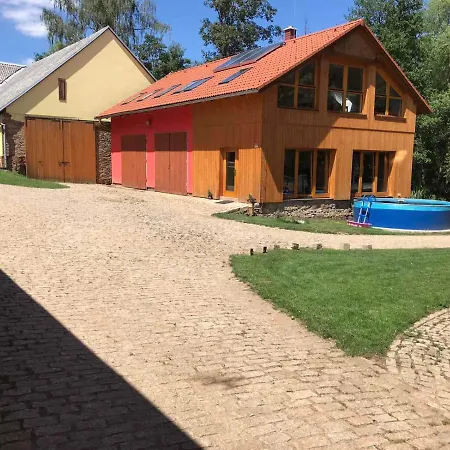 Kypruv Mlyn Farm stay *